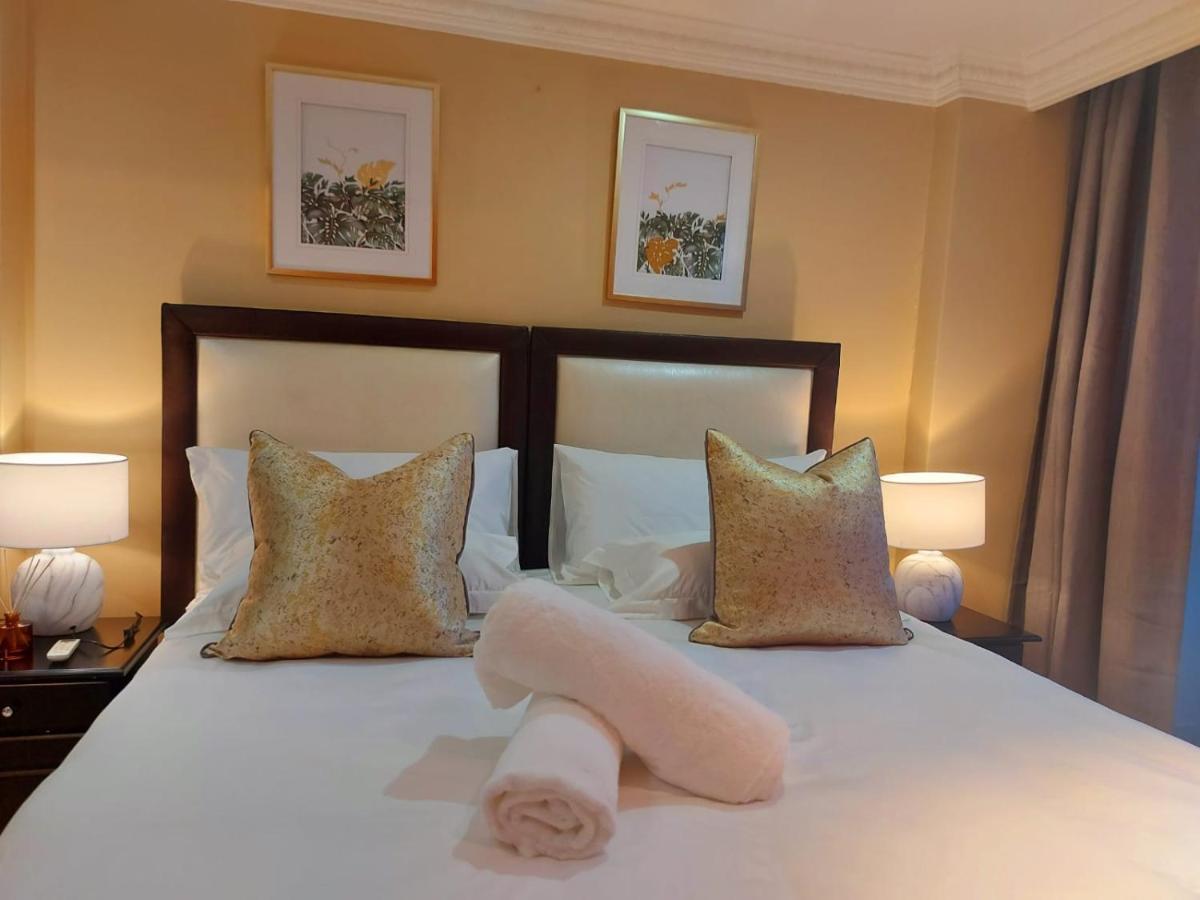Ocean Sunrise At The Sails - Durban Point Waterfront Appartement Buitenkant foto